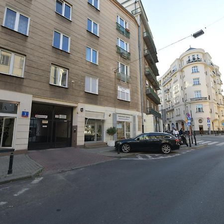 Wilcza 3: Spacious 4-Person Apartment with Courtyard Balcony Warsaw Exterior photo